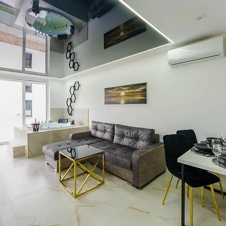 Golden Pearl Prywatny Z Sauna I Jacuzzi كولوبرزيغ